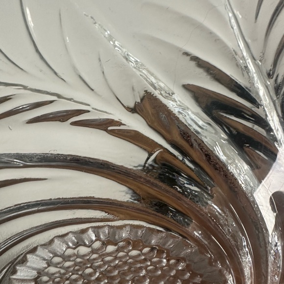 Vintage Cristal D'arques-Durand Chinon 24% Lead Crystal 12" Flower Salad Bowl - Picture 7 of 8